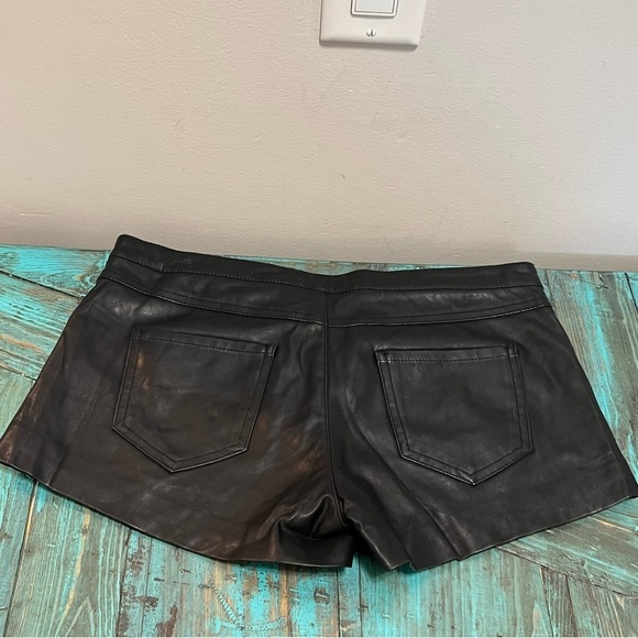 Zara Black Faux Leather Shorts Size Small - Picture 6 of 10